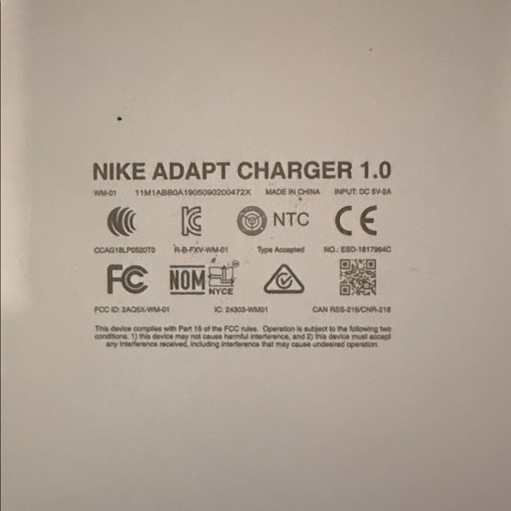 Nike Adapt Black Silicone Charging Pad 1.0 with Subtle Swoosh - Picture 4 of 5